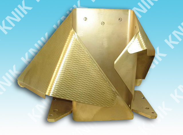 Rectangular forming shoulders